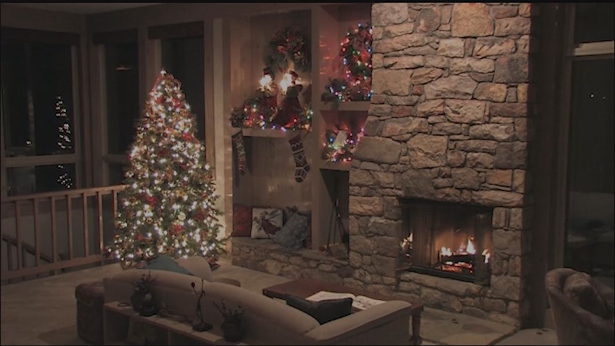 Station ID: Christmas Fireplace